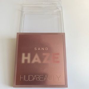 BNIB - Huda Beauty Sand Haze Obsessions Palette